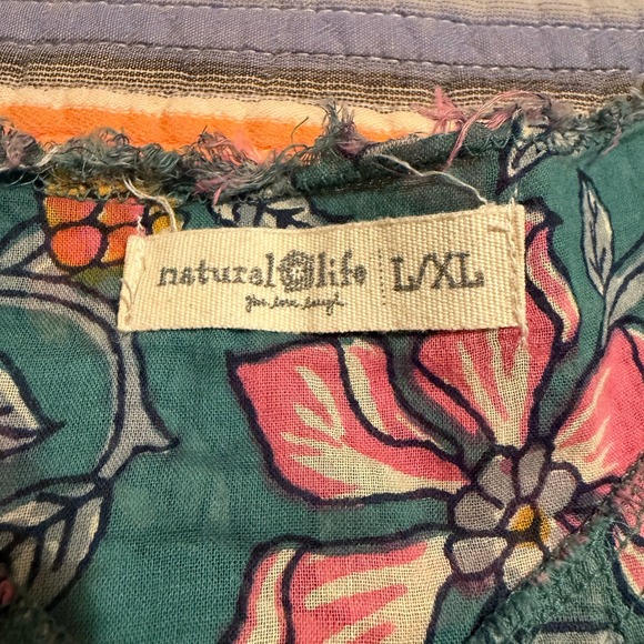 Natural Life Womens Floral Cotton Gauze Tunic Boho Pintuck V-Neck Top Teal L/XL - Picture 2 of 8